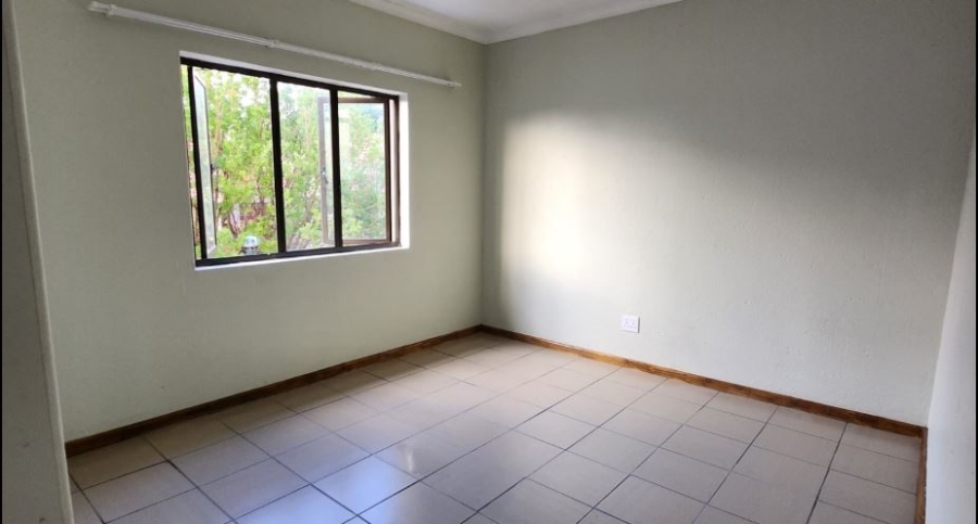 2 Bedroom Property for Sale in Halfway Gardens Gauteng