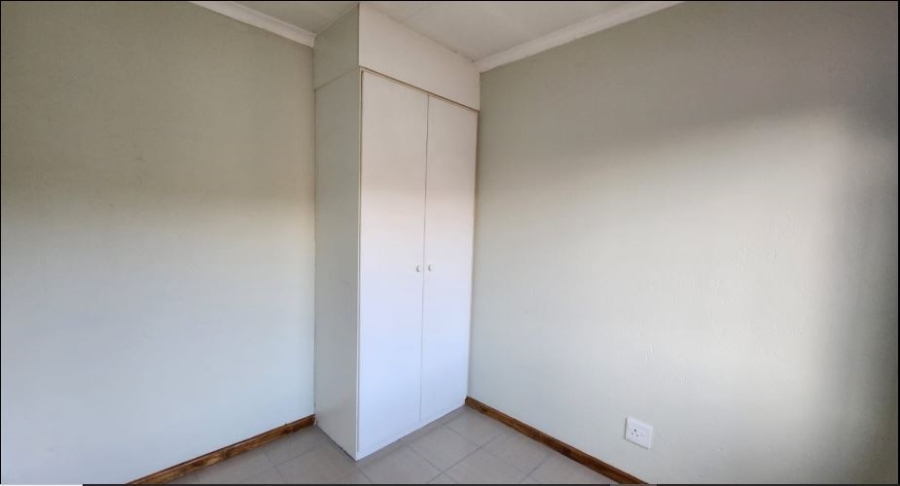 2 Bedroom Property for Sale in Halfway Gardens Gauteng