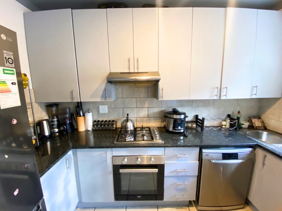 3 Bedroom Property for Sale in Noordwyk Gauteng