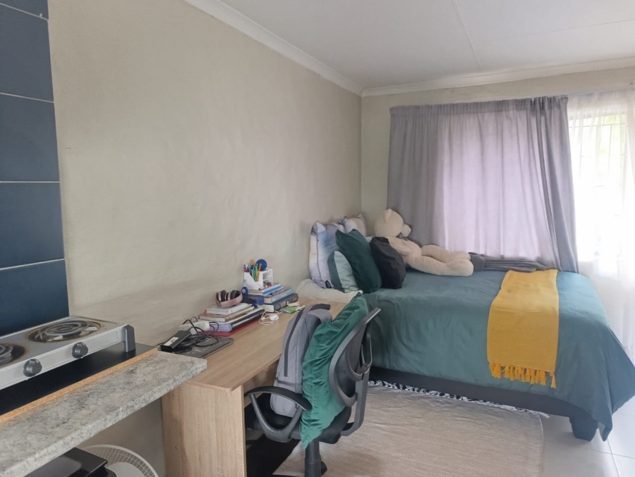 1 Bedroom Property for Sale in Philip Nel Park Gauteng