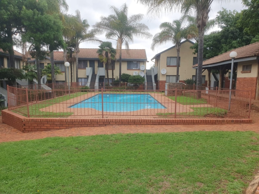 1 Bedroom Property for Sale in Philip Nel Park Gauteng
