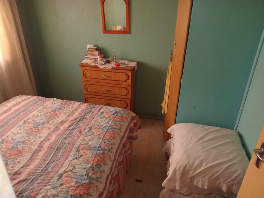 2 Bedroom Property for Sale in Daveyton Gauteng