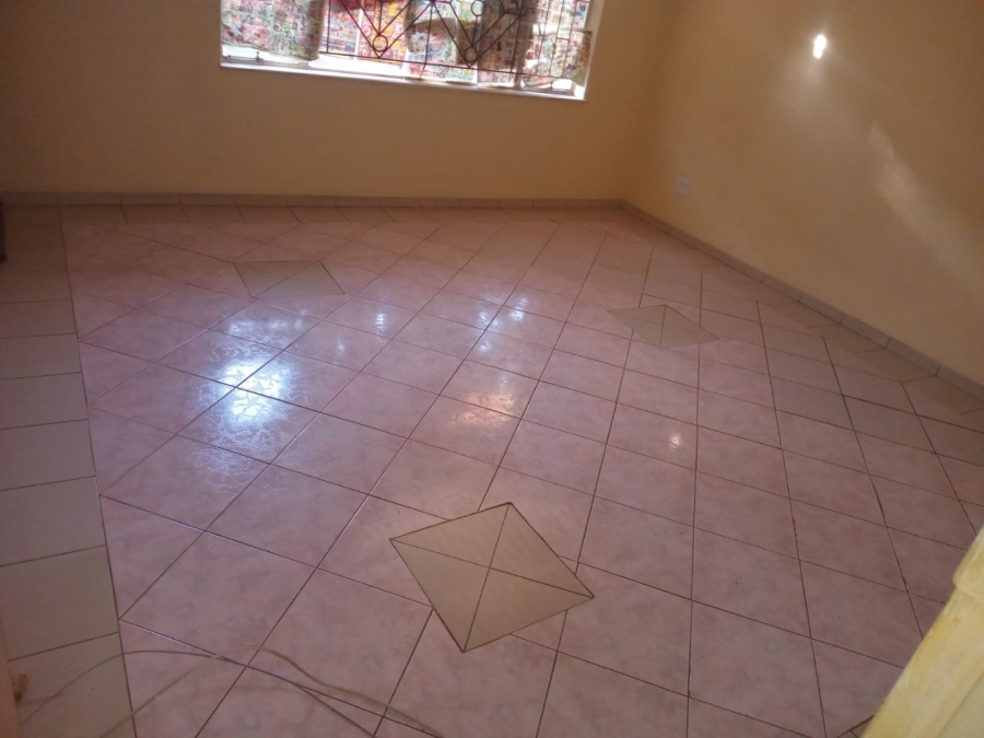2 Bedroom Property for Sale in Daveyton Gauteng