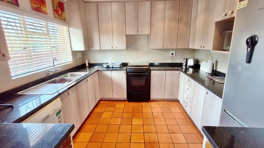 4 Bedroom Property for Sale in Vaal Marina Gauteng