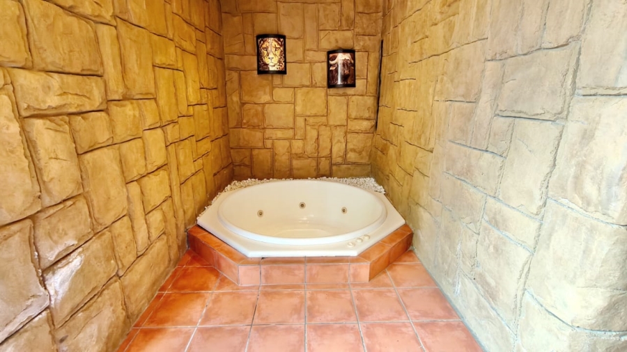 4 Bedroom Property for Sale in Vaal Marina Gauteng