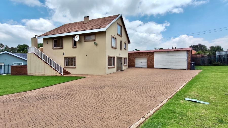 4 Bedroom Property for Sale in Vaal Marina Gauteng