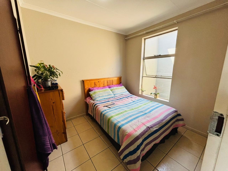 2 Bedroom Property for Sale in Buccleuch Gauteng