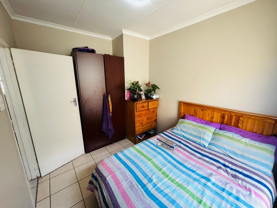 2 Bedroom Property for Sale in Buccleuch Gauteng