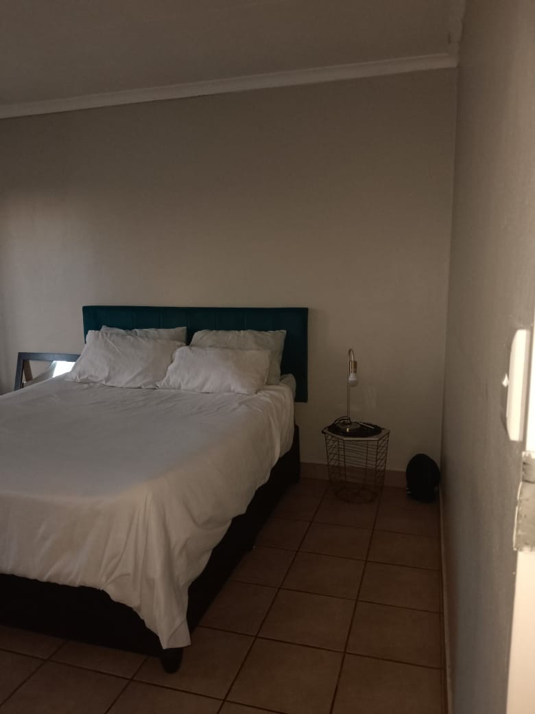 2 Bedroom Property for Sale in The Orchards Gauteng