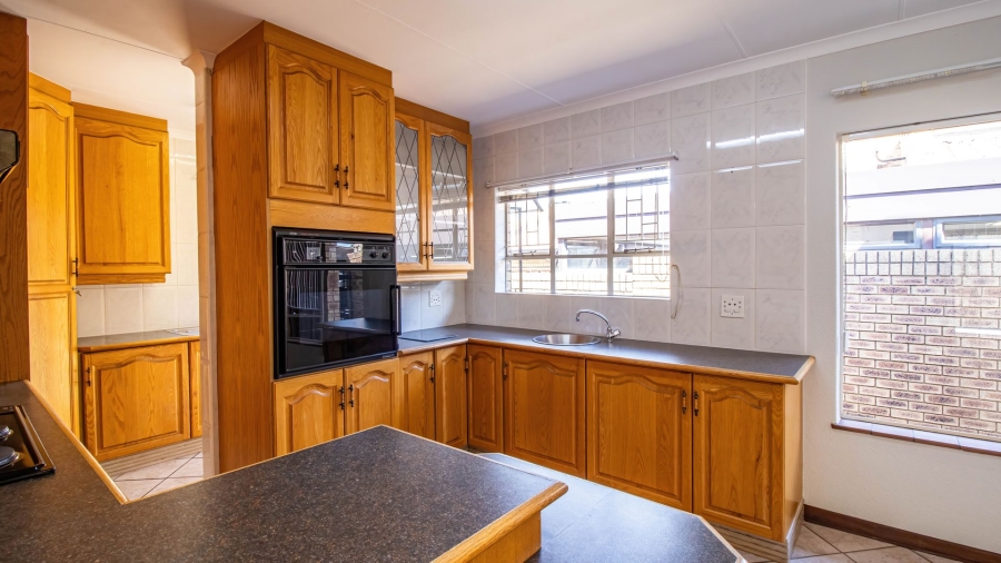 3 Bedroom Property for Sale in Meyersdal Gauteng