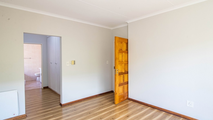 3 Bedroom Property for Sale in Meyersdal Gauteng