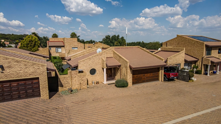 3 Bedroom Property for Sale in Meyersdal Gauteng