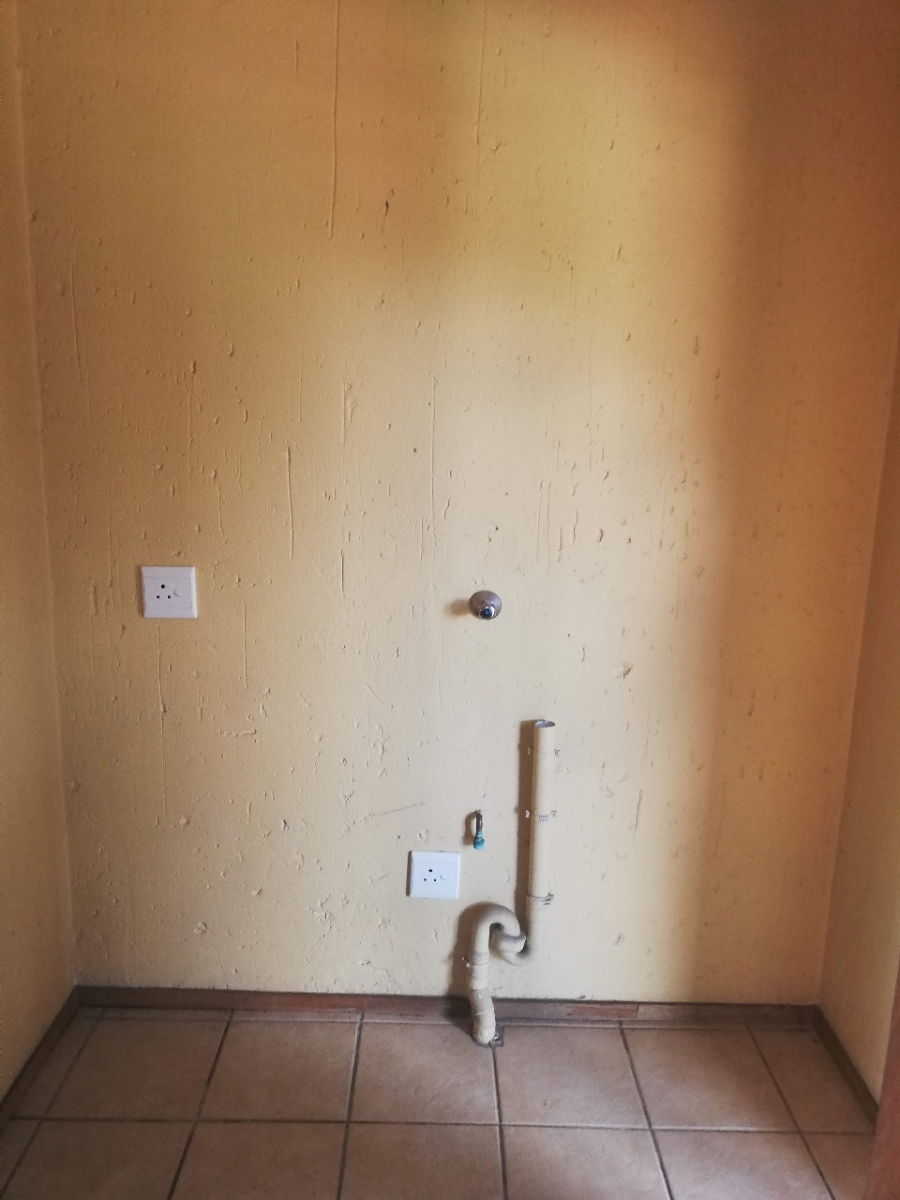 3 Bedroom Property for Sale in Comet Gauteng