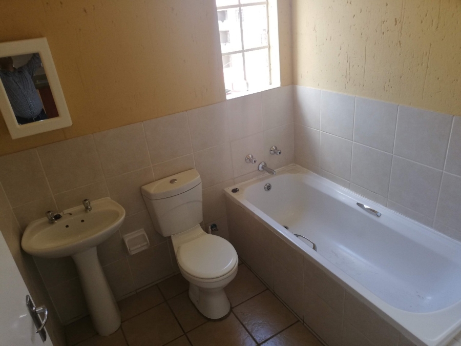 3 Bedroom Property for Sale in Comet Gauteng