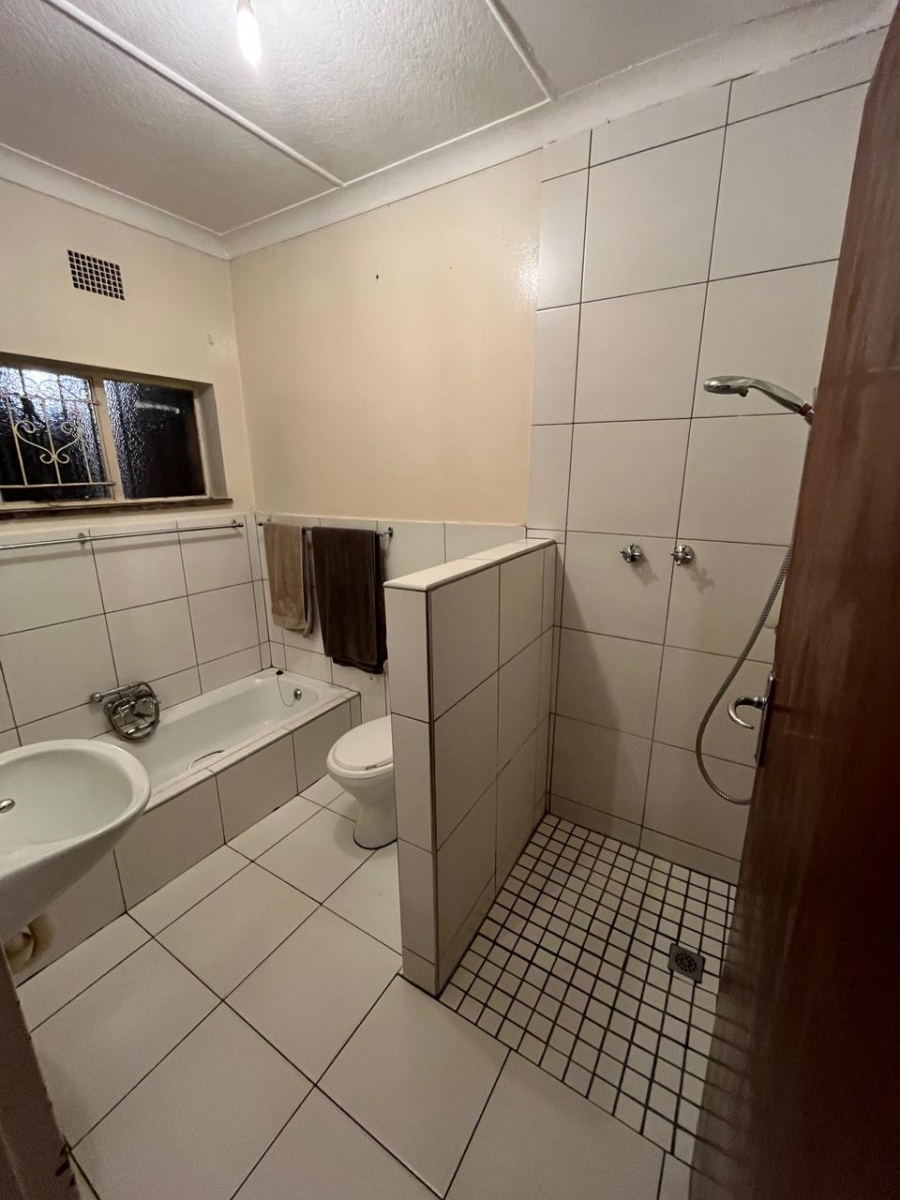 3 Bedroom Property for Sale in Dawnview Gauteng