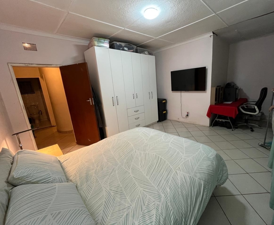 3 Bedroom Property for Sale in Dawnview Gauteng