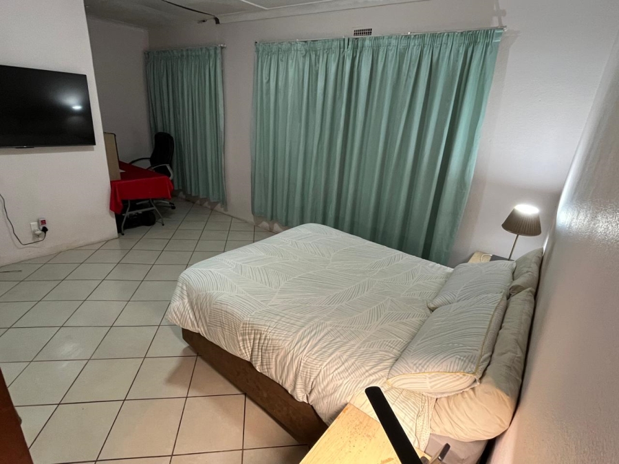 3 Bedroom Property for Sale in Dawnview Gauteng