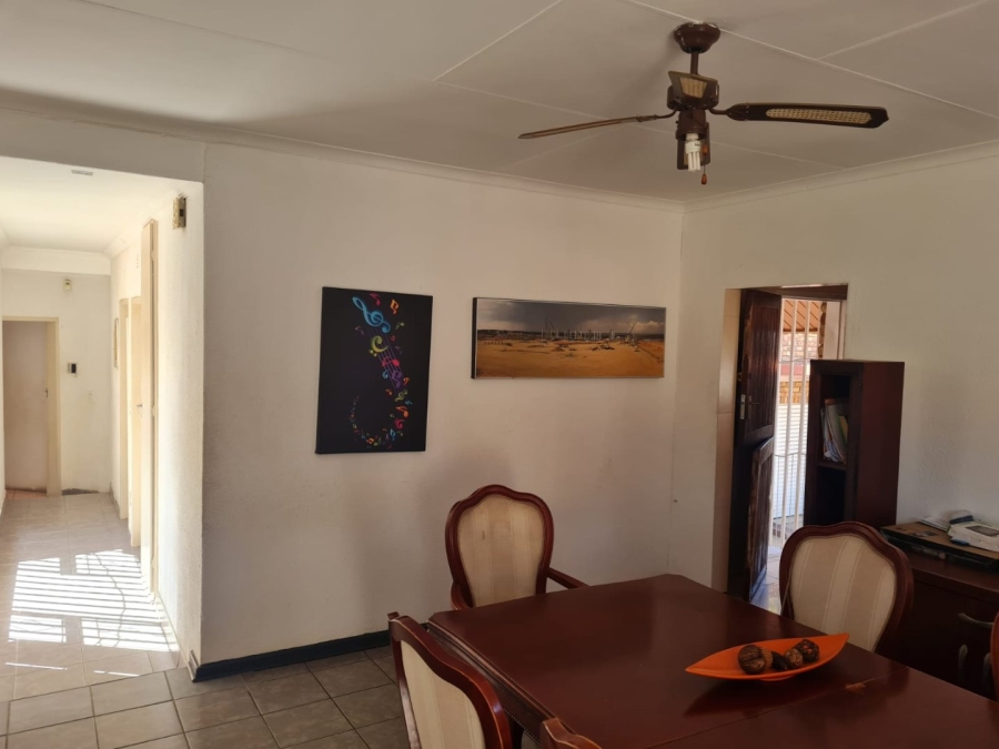 To Let 3 Bedroom Property for Rent in Kibler Park Gauteng