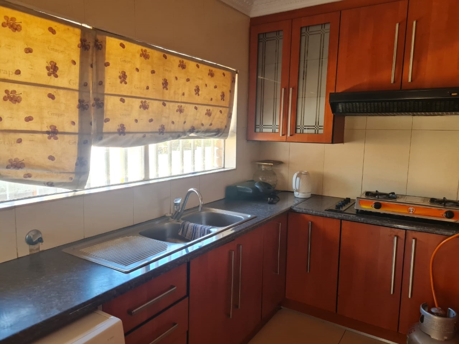 To Let 3 Bedroom Property for Rent in Kibler Park Gauteng