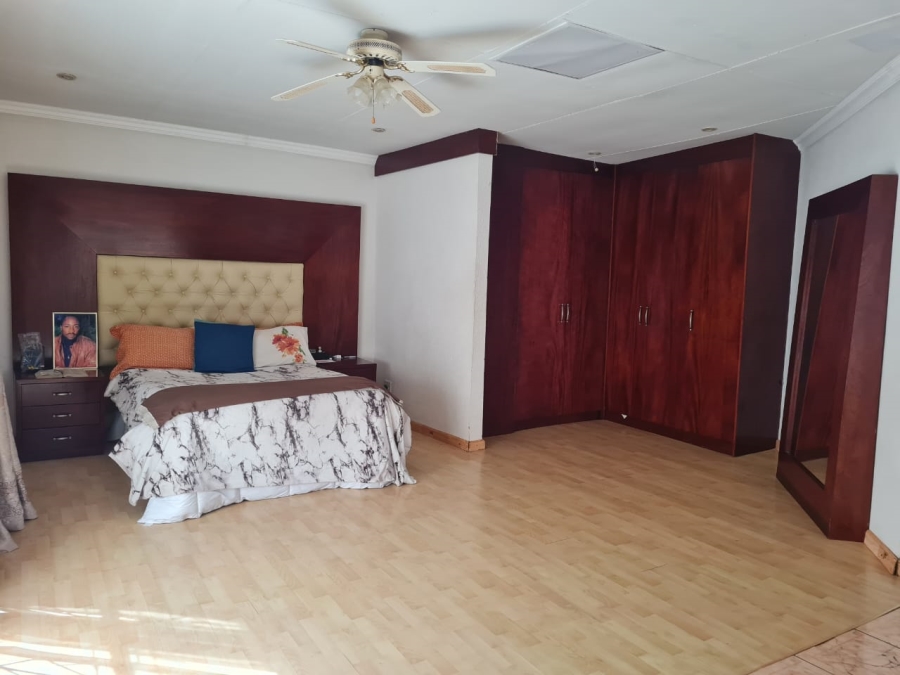 To Let 3 Bedroom Property for Rent in Kibler Park Gauteng