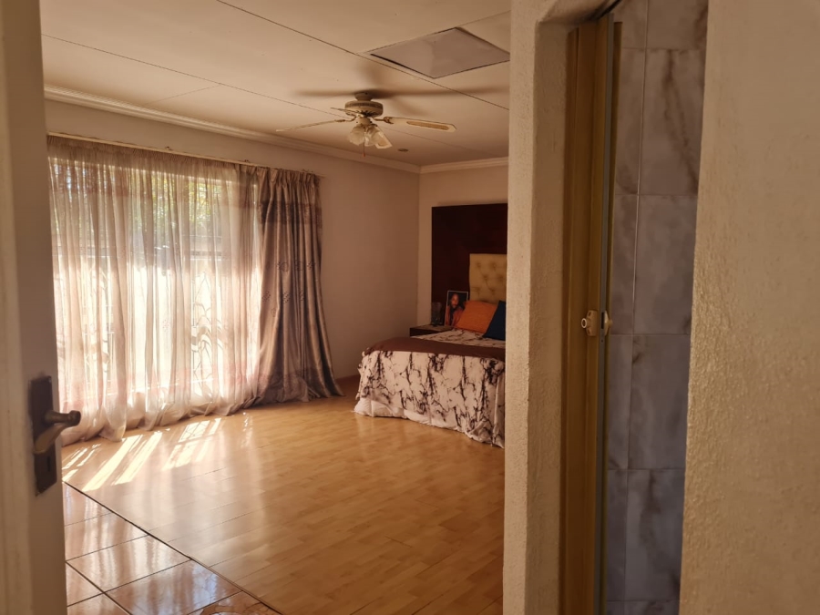 To Let 3 Bedroom Property for Rent in Kibler Park Gauteng