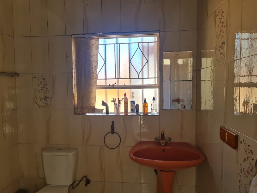 To Let 3 Bedroom Property for Rent in Kibler Park Gauteng