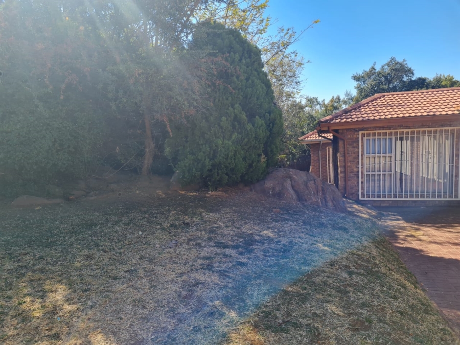 To Let 3 Bedroom Property for Rent in Kibler Park Gauteng