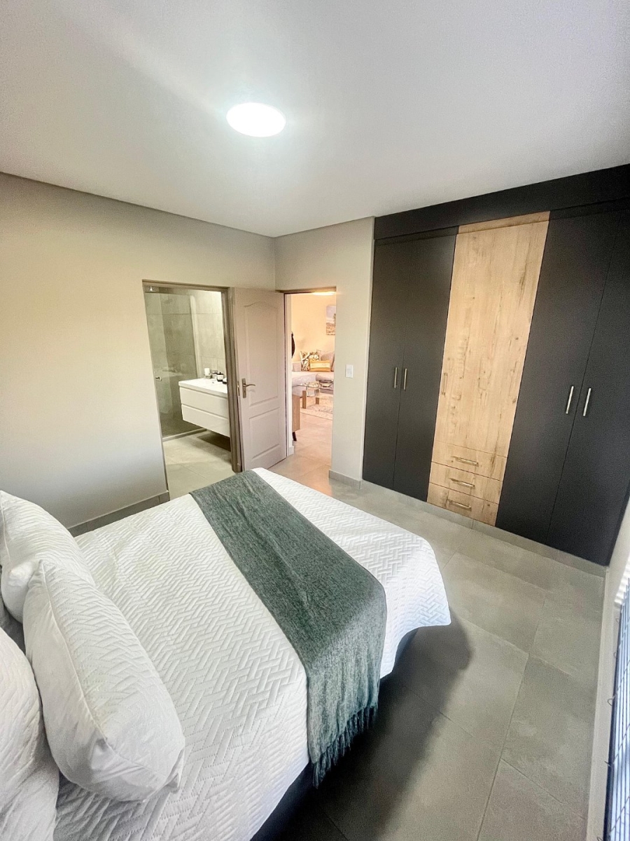 3 Bedroom Property for Sale in Die Hoewes Gauteng