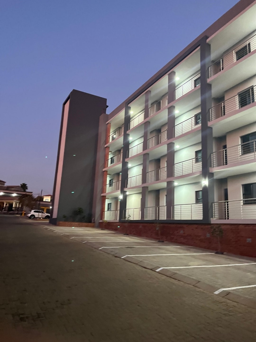 3 Bedroom Property for Sale in Die Hoewes Gauteng