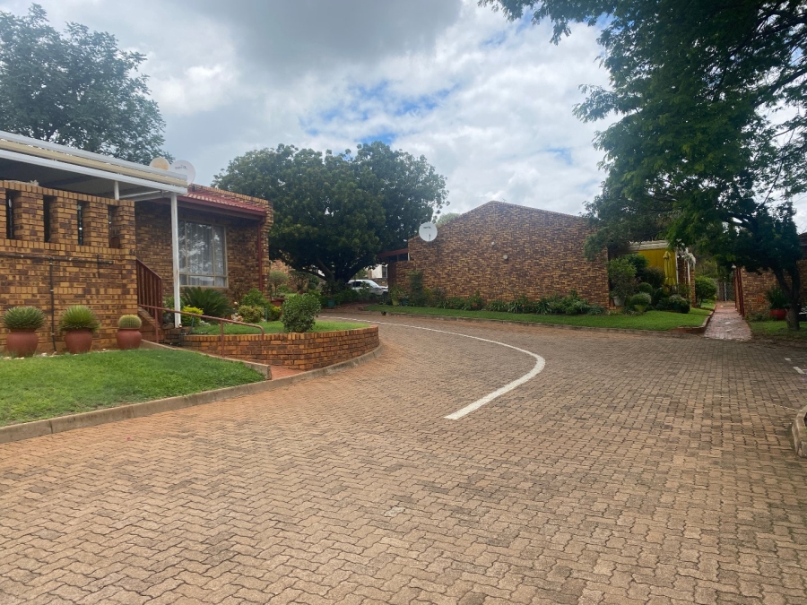 2 Bedroom Property for Sale in Amandasig Gauteng