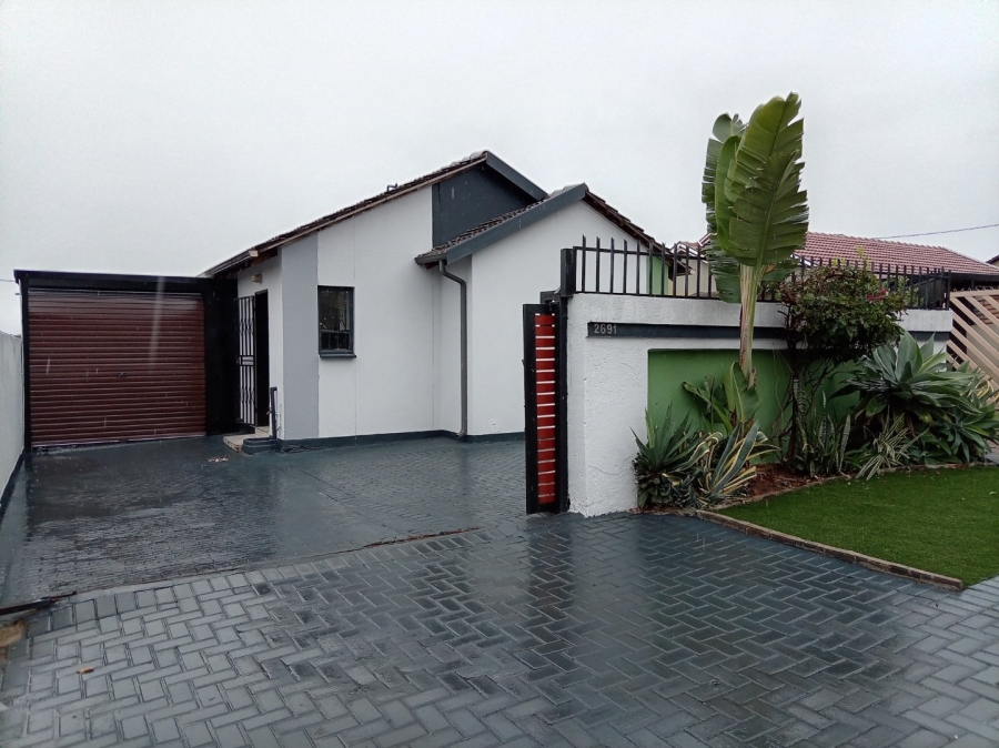 3 Bedroom Property for Sale in Rosslyn Gauteng
