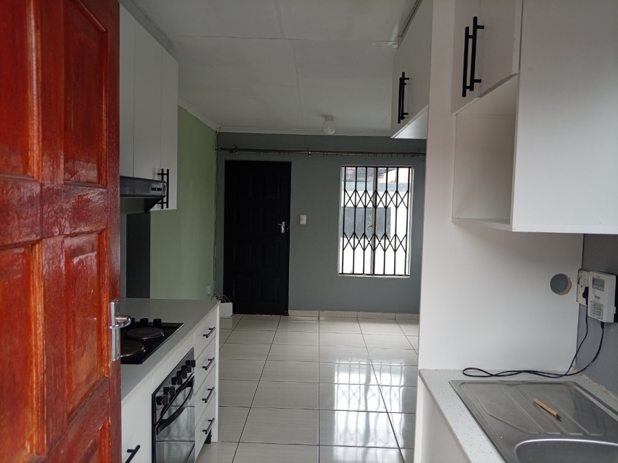 3 Bedroom Property for Sale in Rosslyn Gauteng