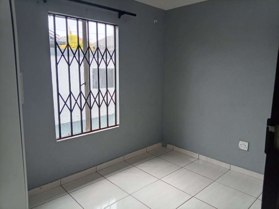 3 Bedroom Property for Sale in Rosslyn Gauteng