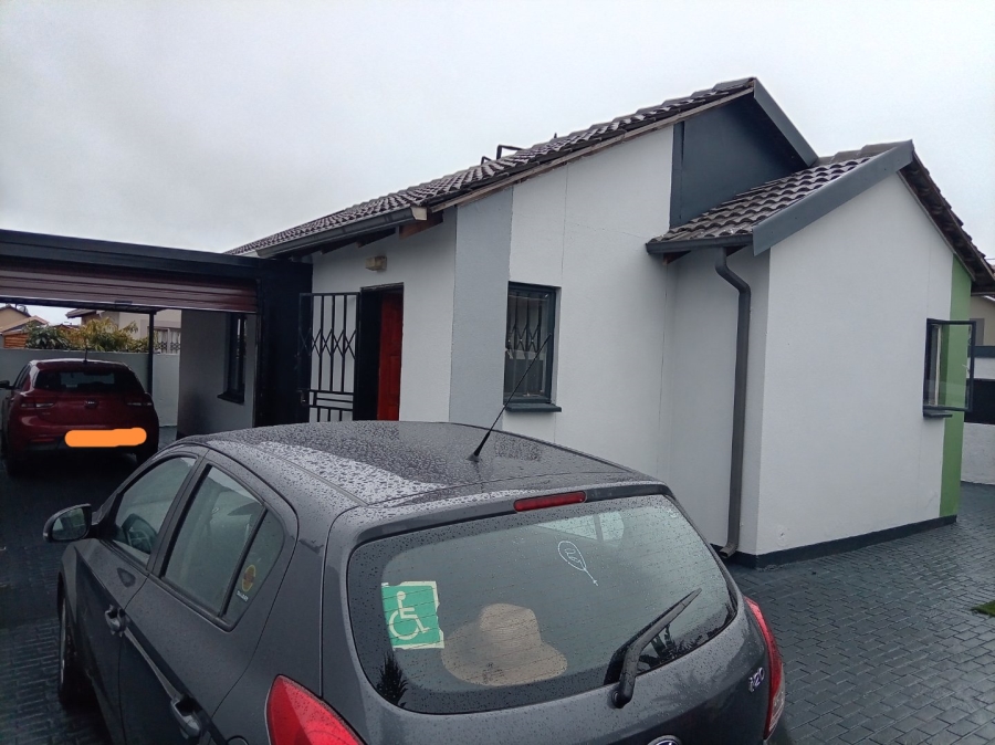 3 Bedroom Property for Sale in Rosslyn Gauteng
