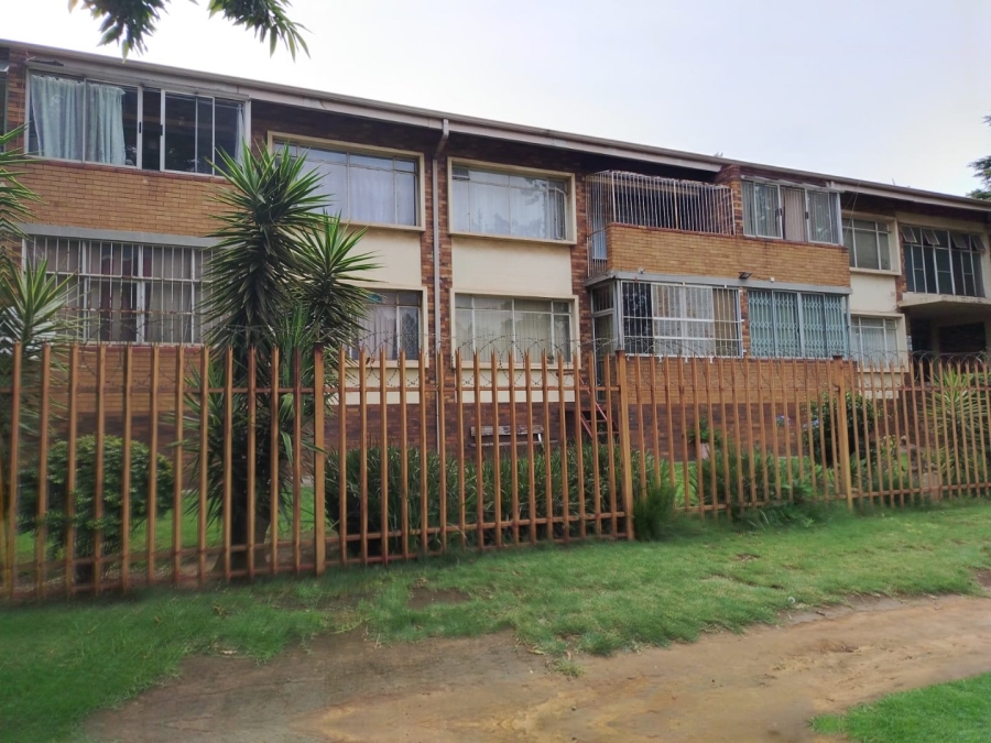 1 Bedroom Property for Sale in Vanderbijlpark CW 3 Gauteng