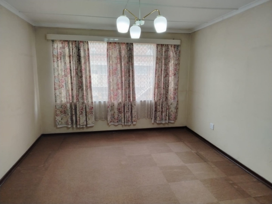 1 Bedroom Property for Sale in Vanderbijlpark CW 3 Gauteng