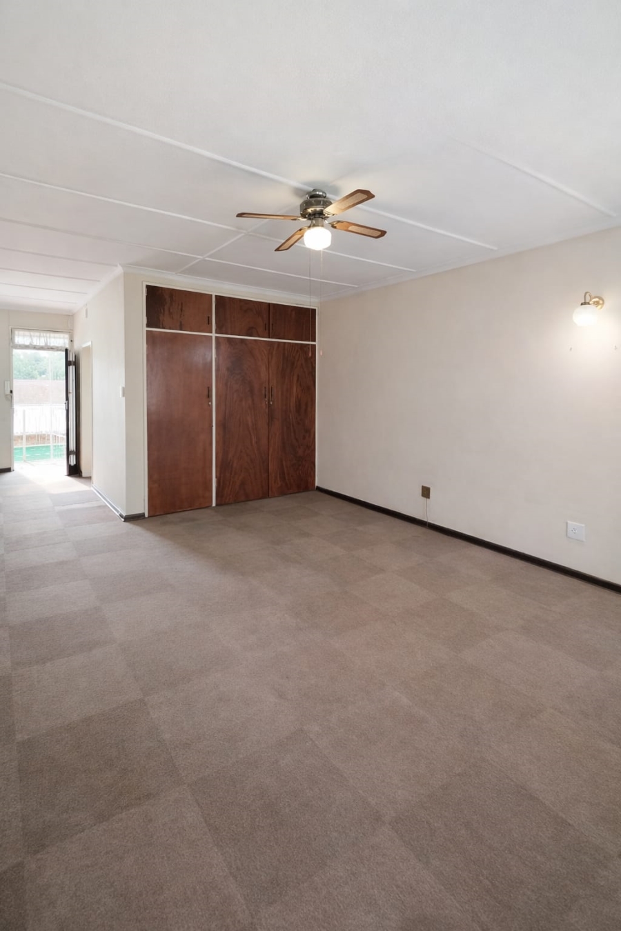 1 Bedroom Property for Sale in Vanderbijlpark CW 3 Gauteng