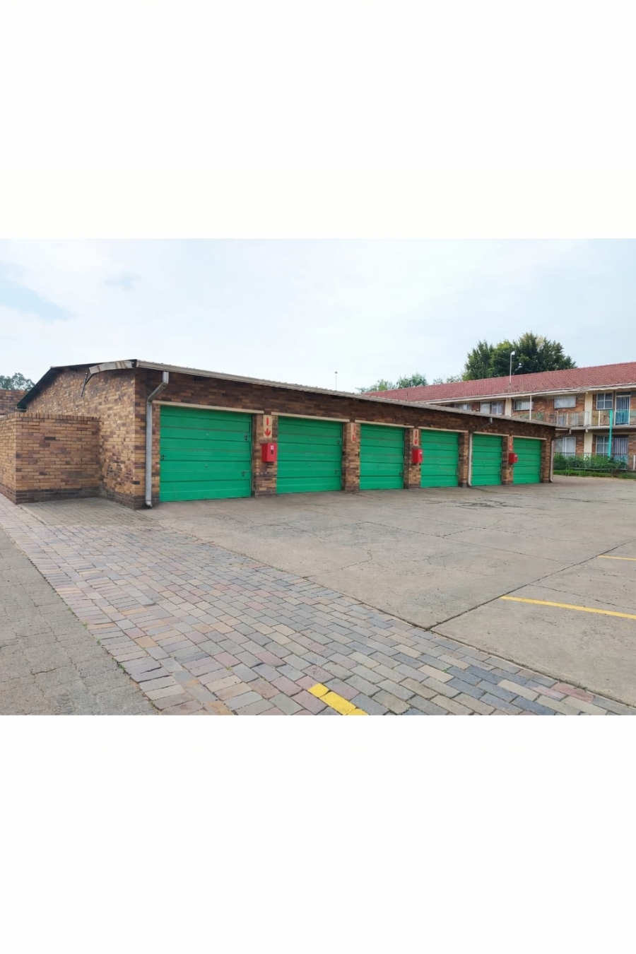 1 Bedroom Property for Sale in Vanderbijlpark CW 3 Gauteng