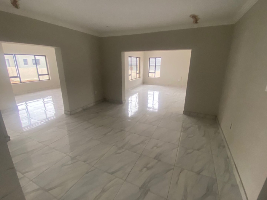 4 Bedroom Property for Sale in Magaliesberg Country Estate Gauteng