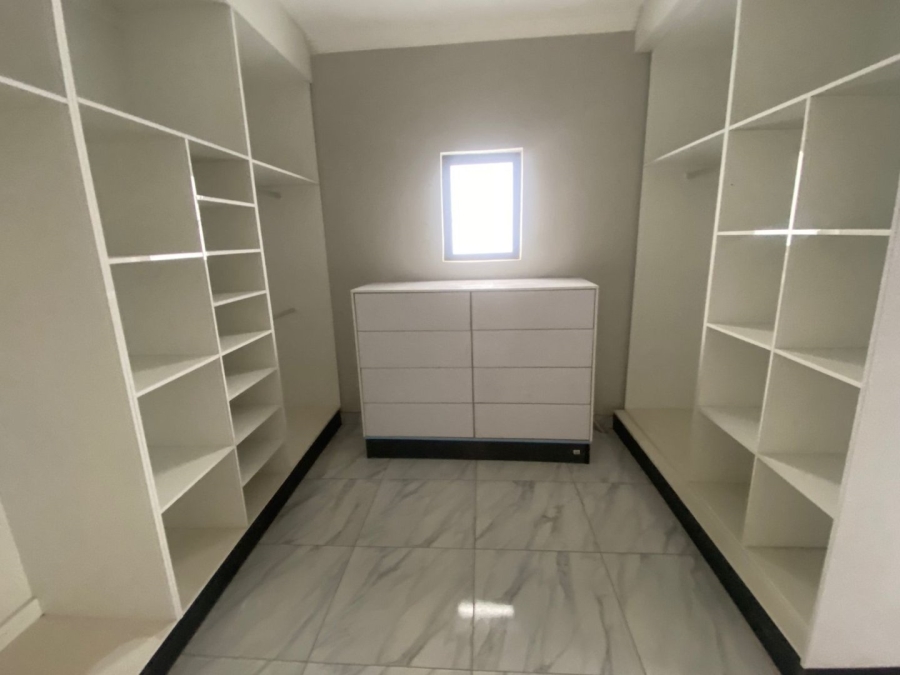 4 Bedroom Property for Sale in Magaliesberg Country Estate Gauteng