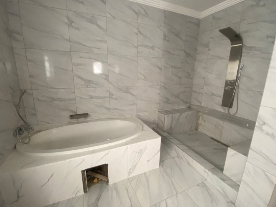 4 Bedroom Property for Sale in Magaliesberg Country Estate Gauteng