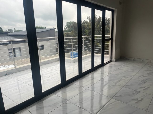 4 Bedroom Property for Sale in Magaliesberg Country Estate Gauteng