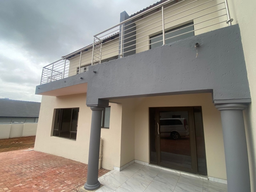 4 Bedroom Property for Sale in Magaliesberg Country Estate Gauteng