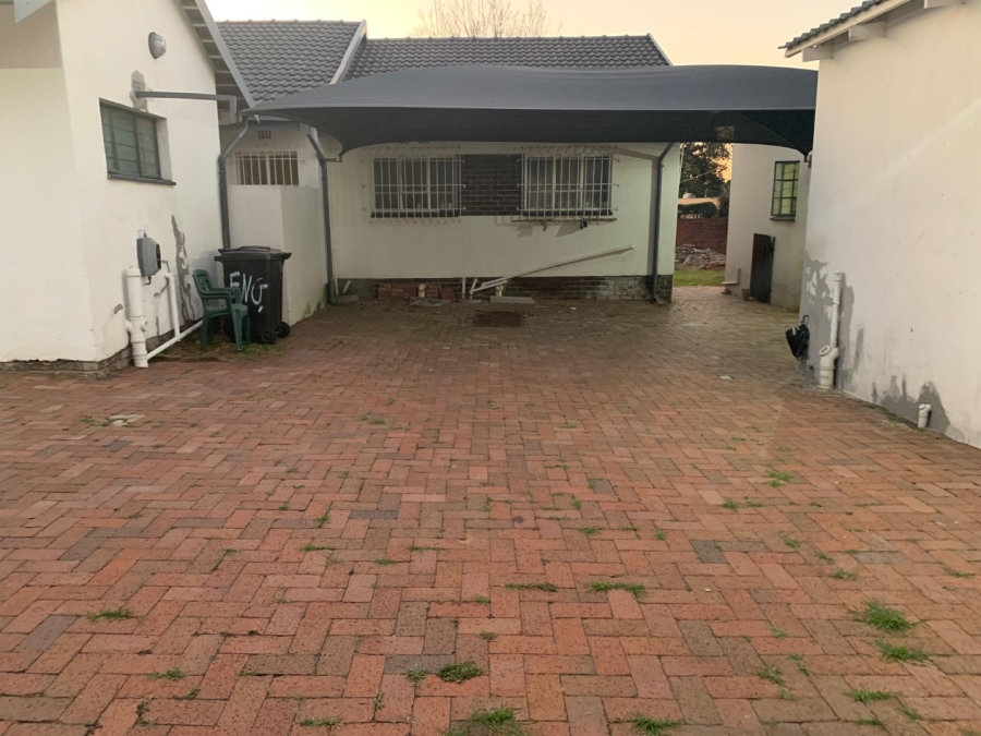 To Let 2 Bedroom Property for Rent in Eastleigh Gauteng