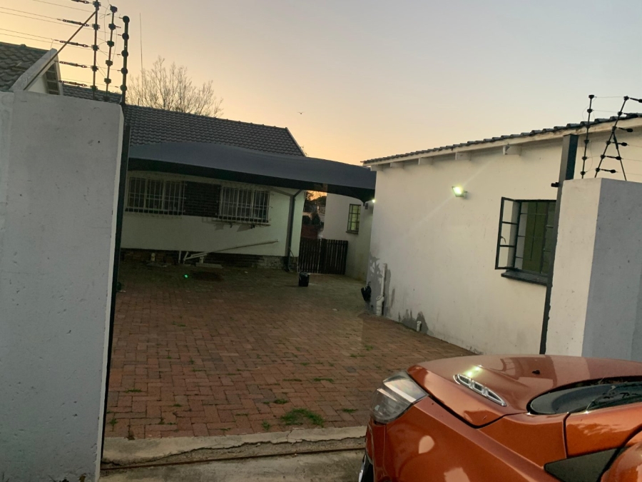 To Let 2 Bedroom Property for Rent in Eastleigh Gauteng