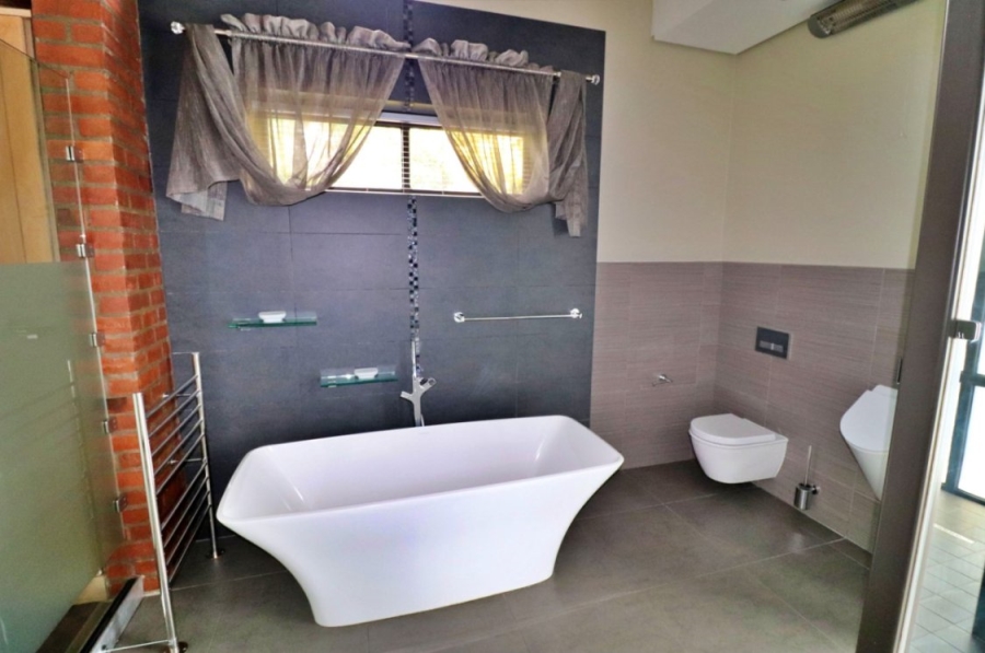 3 Bedroom Property for Sale in Bedfordview Gauteng
