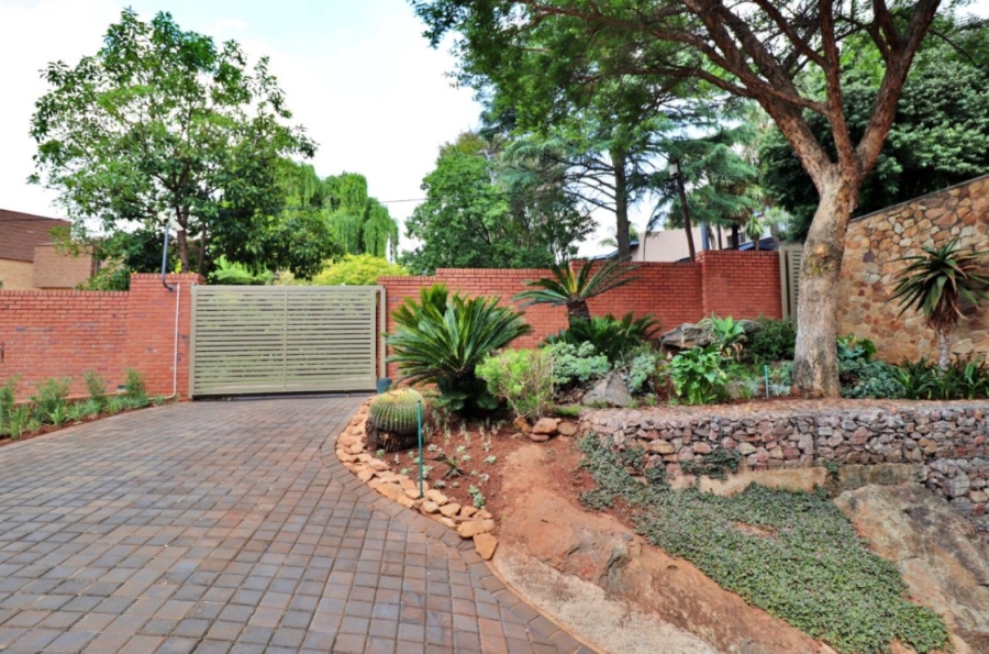 3 Bedroom Property for Sale in Bedfordview Gauteng