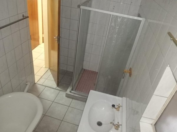 3 Bedroom Property for Sale in Mountain View Gauteng