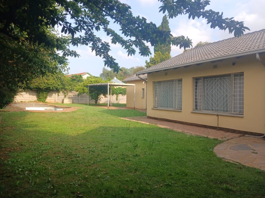 To Let 4 Bedroom Property for Rent in Mayberry Park Gauteng