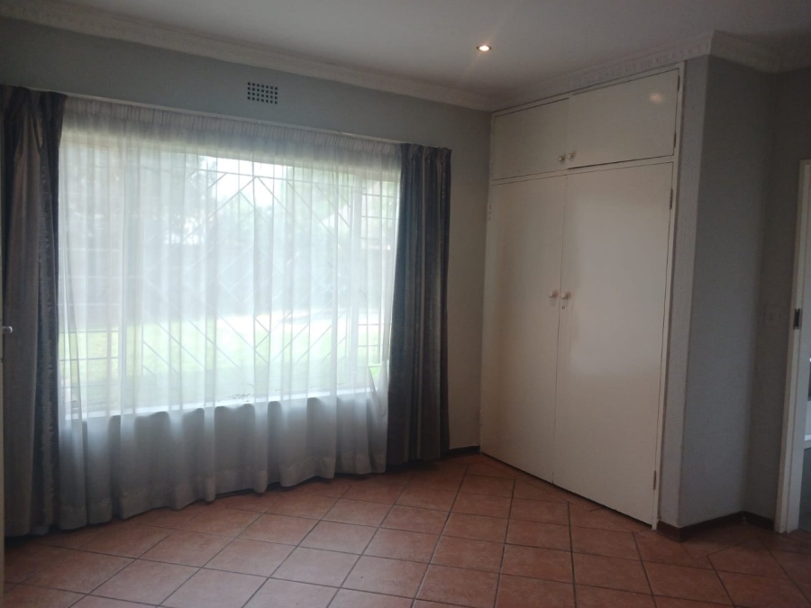 To Let 4 Bedroom Property for Rent in Mayberry Park Gauteng